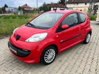 PEUGEOT 107
