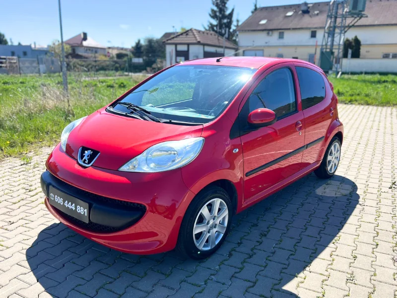 PEUGEOT 107
